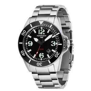 Torgoen T43 Diver Watch Sapphire 44mm Steel Bracelet water-resistant to 200 m